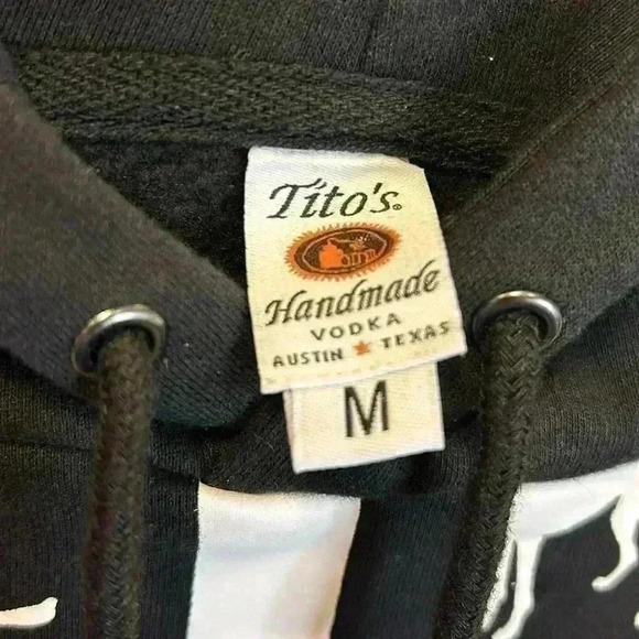 Tito's Sweater Hoodie Medium Vodka Club Holiday Drink Cheers Party Ugly Dog Uni - Picture 7 of 7